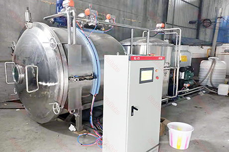 Máquina de secado de congelación de frutas instalada en el sur de China